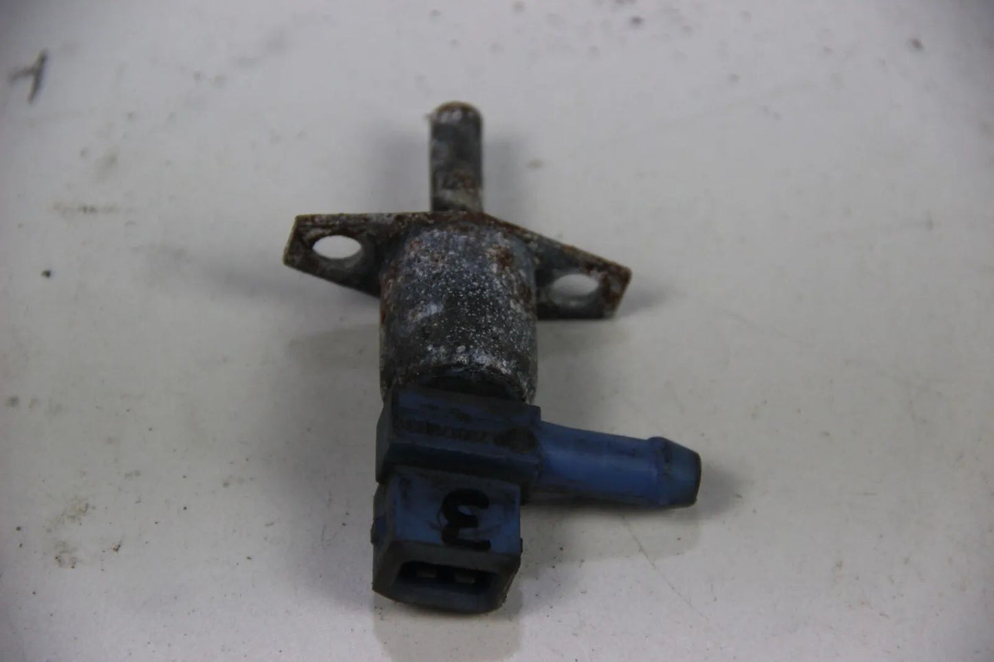 Original BMW E3 E12 E21 E23 E24 E28 E30 Kaltstartventil BOSCH 0280170032