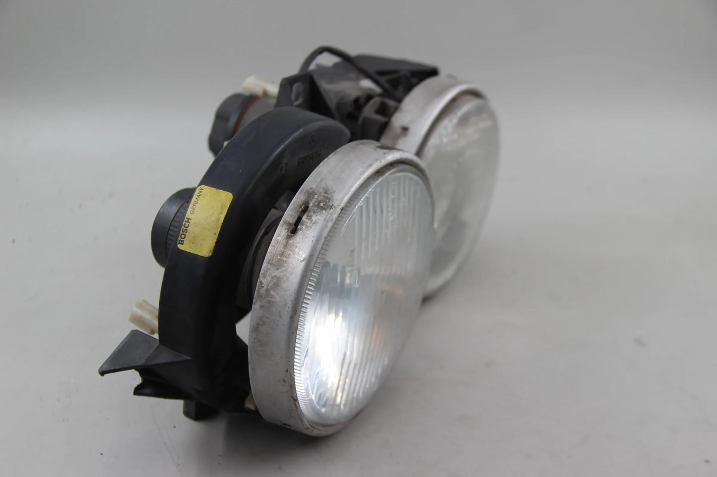 Original BMW E30 3er Doppelscheinwerfer links BOSCH 1305544102