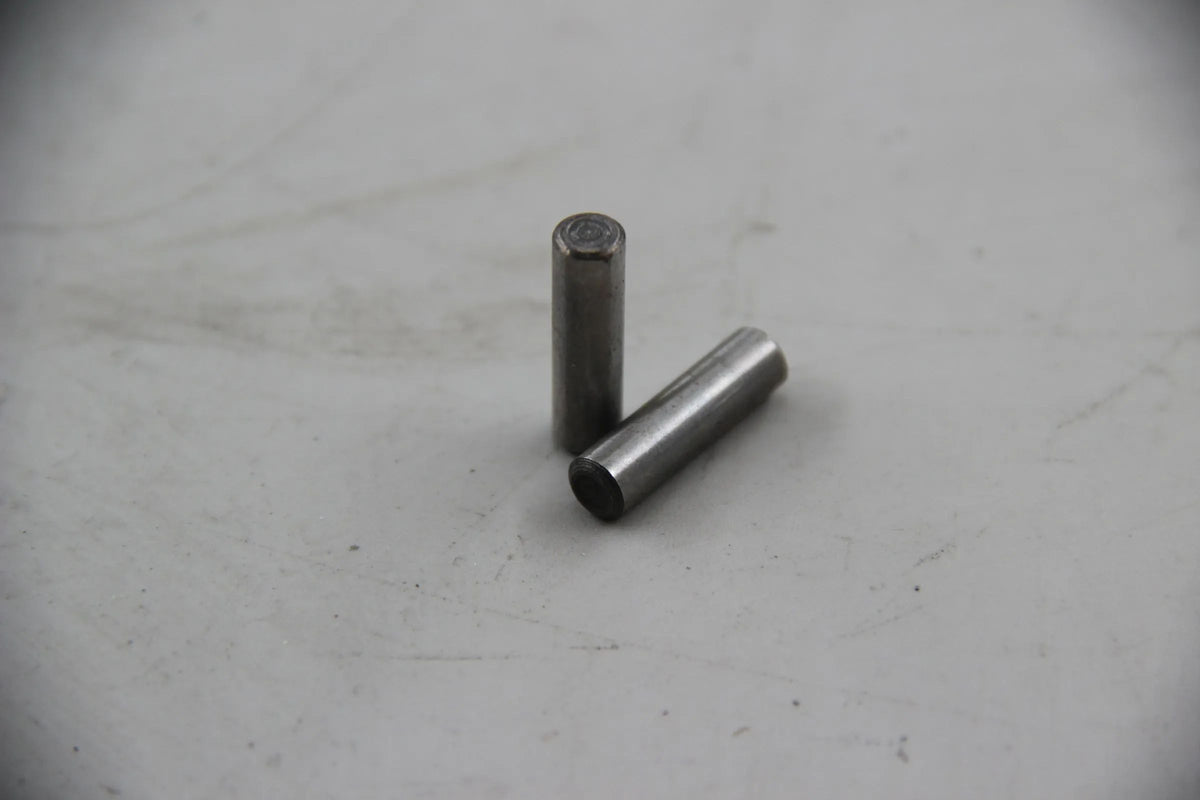 Original BMW E10 E9 E81 E88 E21 E30 E46 E12 E39 E60 2x Zylinderstift 23411466134