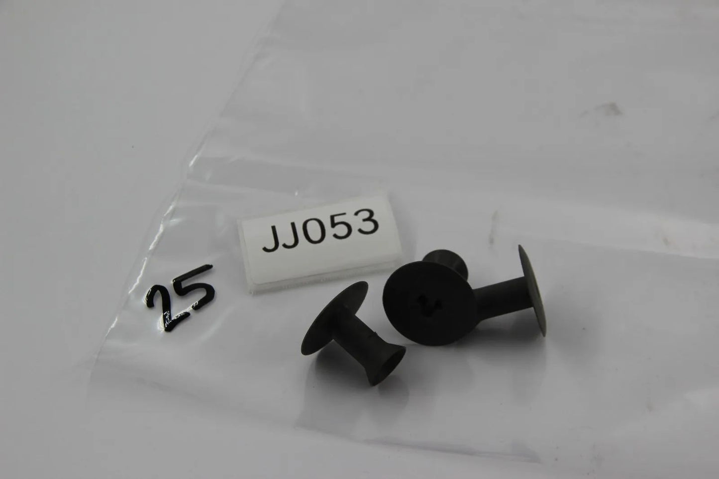 Original BMW E36 M3 3.2 S50/52 Druckknopf Verkleidung Gepäckraum 3x 51471977631