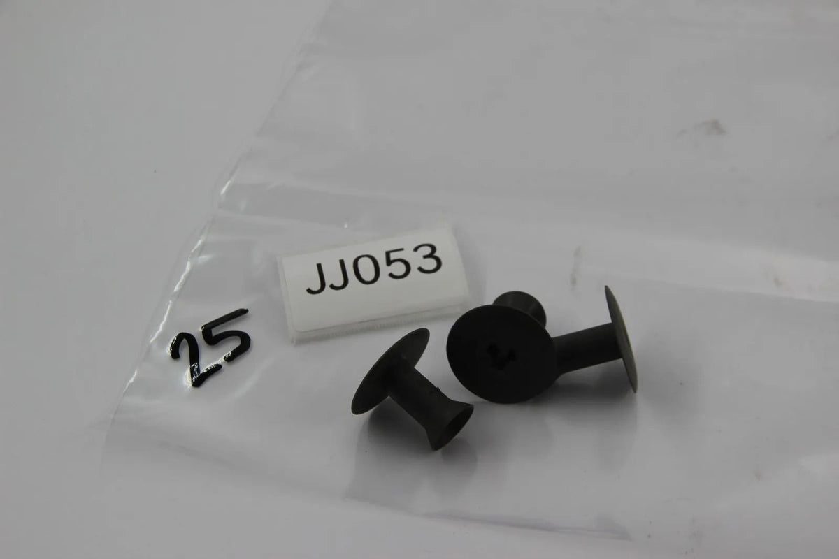 Original BMW E36 M3 3.2 S50/52 Druckknopf Verkleidung Gepäckraum 3x 51471977631