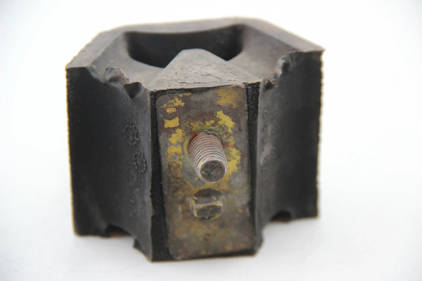 Original BMW E21 3er 315-320 320i M10 Gummilager NOS NLA 11811175103