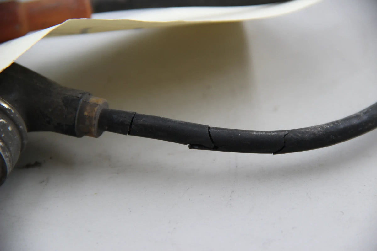 Original BMW E30 E24 Z1 Impulsgeber links defekt 34521178981