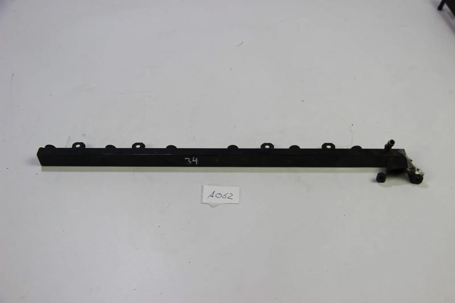 Original BMW E30 M20 320i 325i Einspritzleiste Fuel Rail Benzin Injektor Leiste