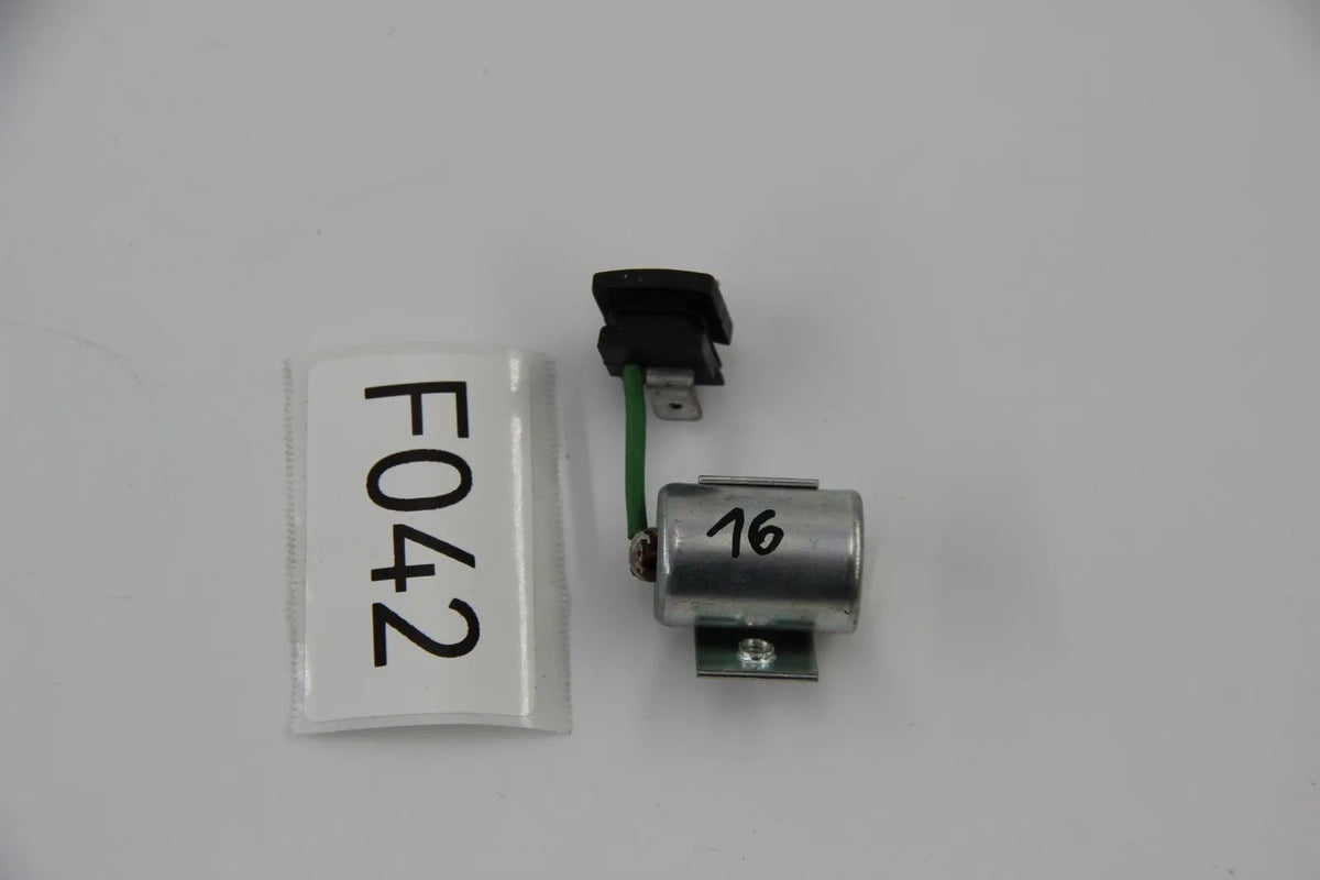 Orig BMW E3 3.0Si M30 E9 3.0CSi 3.0CSiL Kondensator Zündanlage NOS 12111355625