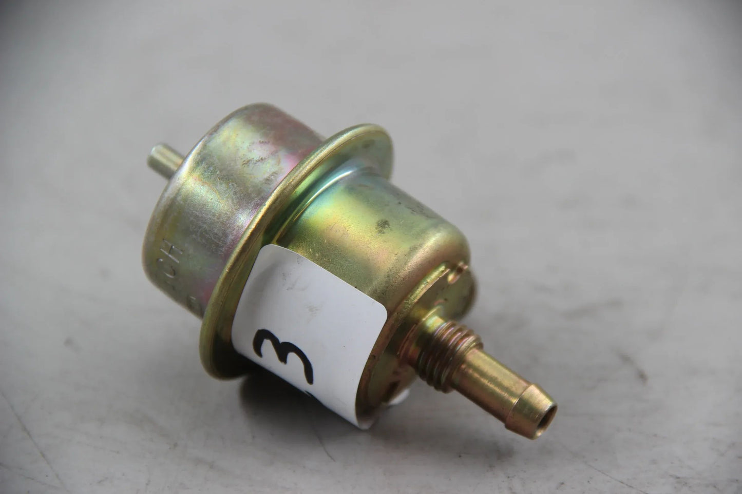 Original BMW E12 E24 E23 Kraftstoffdruckregler 0280160014