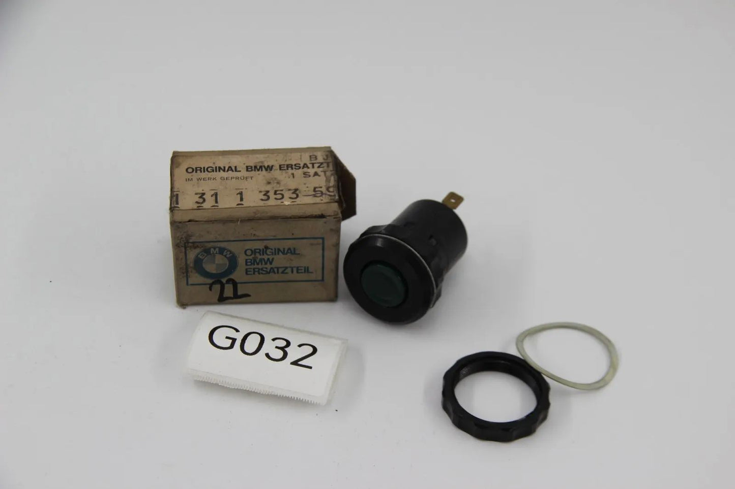 BMW E3 Limo E9 Coupe Neueklasse Limo Schalter Heizbare Heckscheibe 61311353590