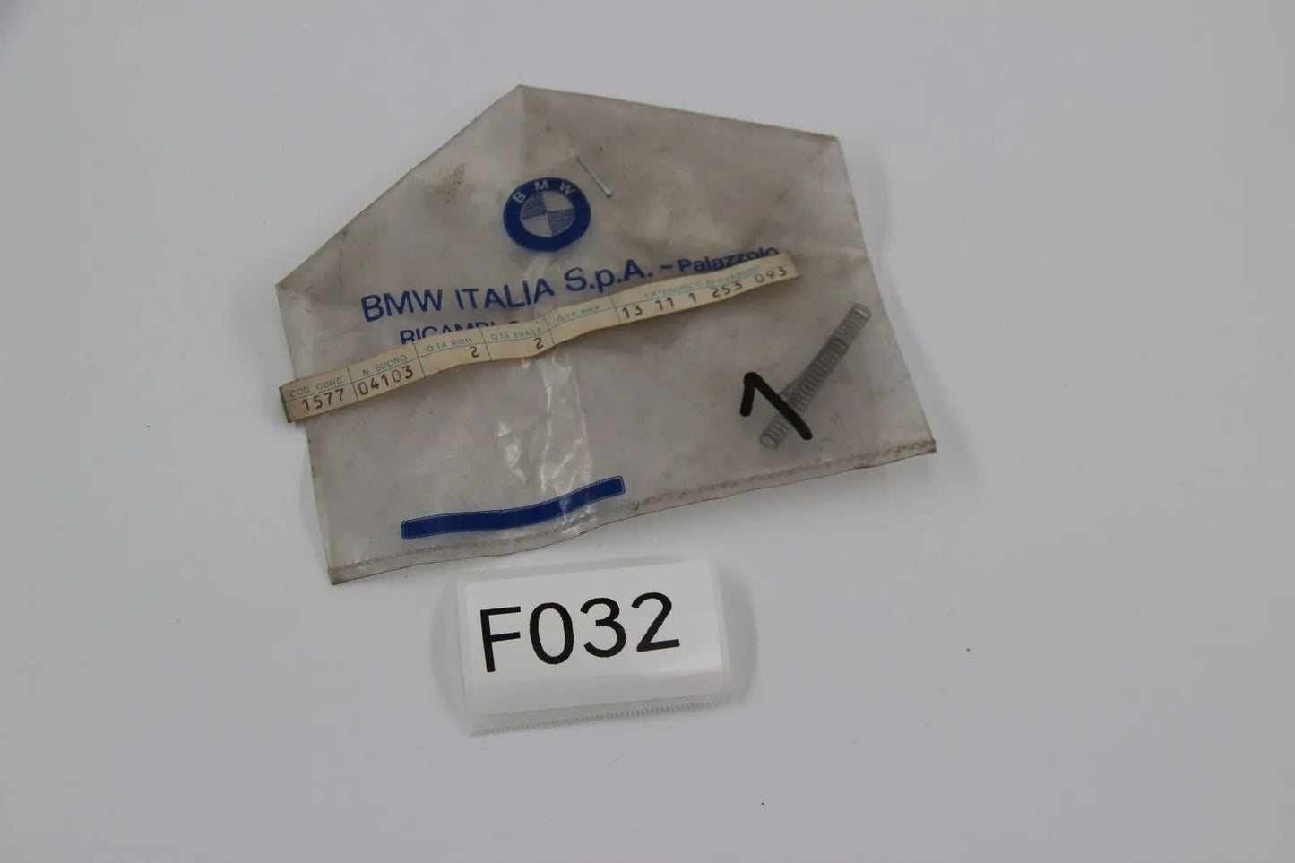 Original BMW E3 2500 2800 M30 E9 2800CS M30 Druckfeder NOS 13111253093