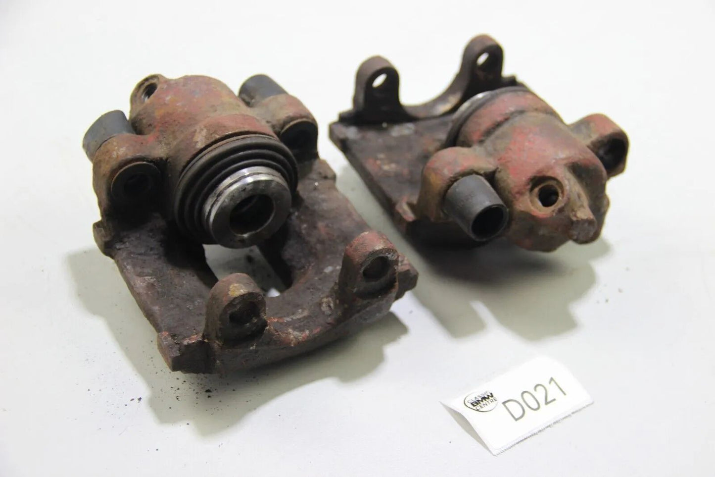 BMW Original Oldtimer E46 Bremssattel paar links und rechts Hinterachse