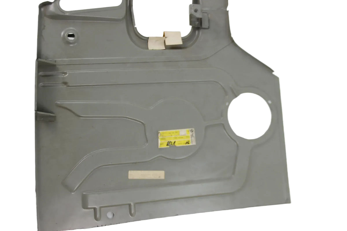 Original BMW E24 635csi M635csi Boden Gepäckraumboden seitlich 41121942044