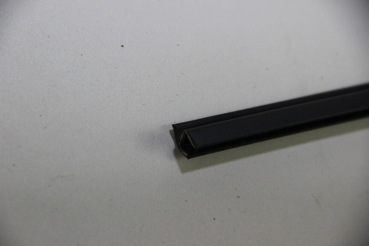 Original Volkswagen Zierleiste Oben Frontscheibe Golf 3 524318131 8541ASMHT