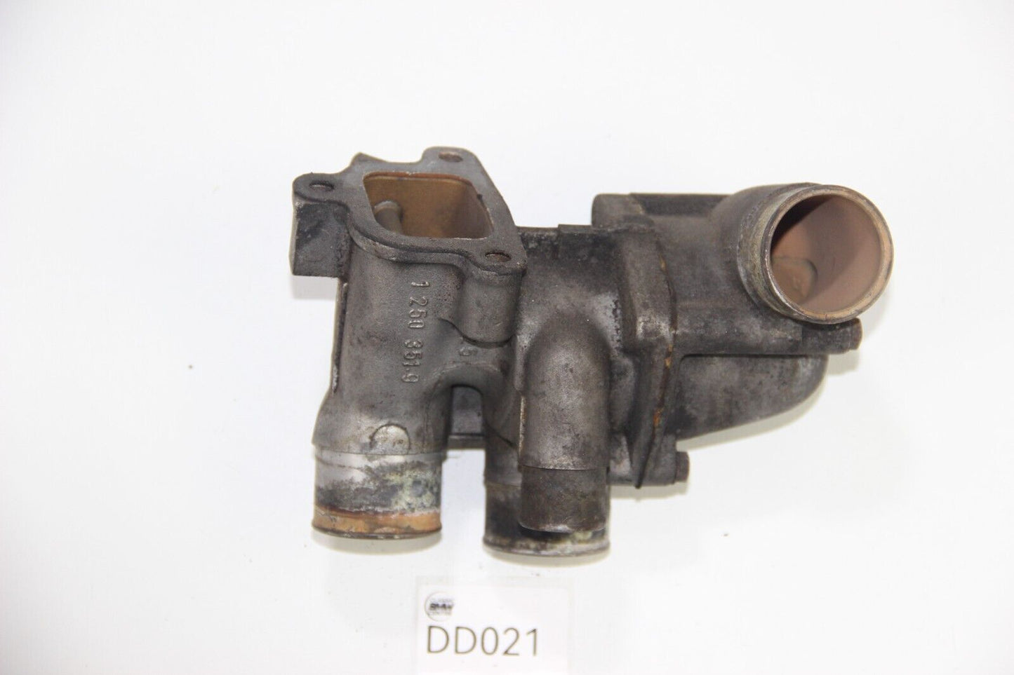 Original BMW E3 E9 E24 E23 E32 E34 E28 Thermostatgehäuse 1250351 1250355