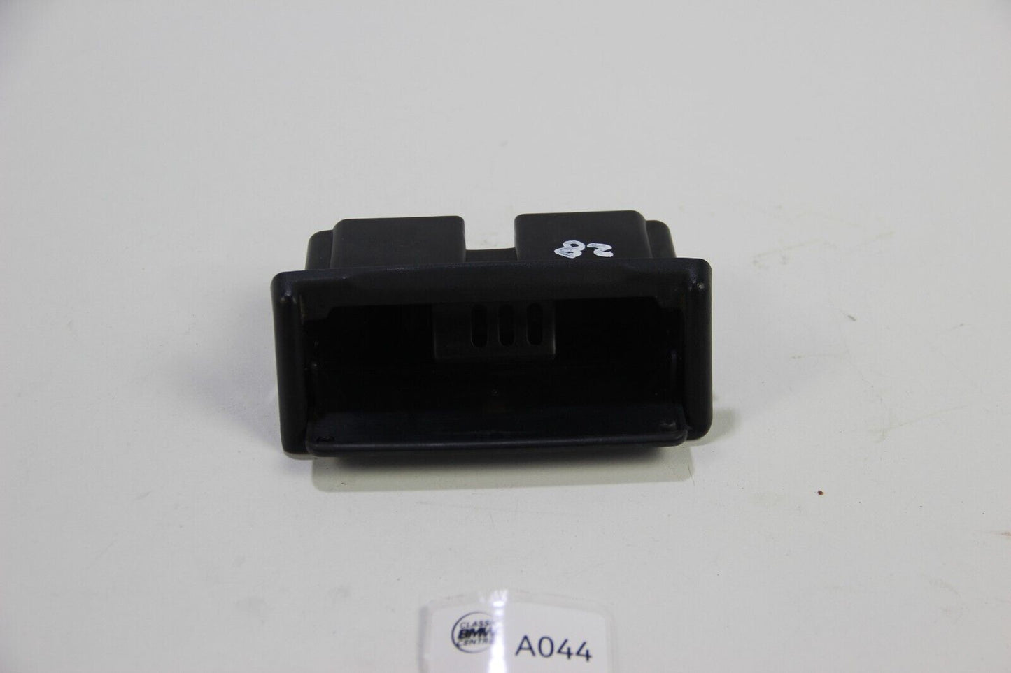 Original BMW E30 Aschenbecher hinten 51161904809 Ashtray Rear 3er M3 316i-325i