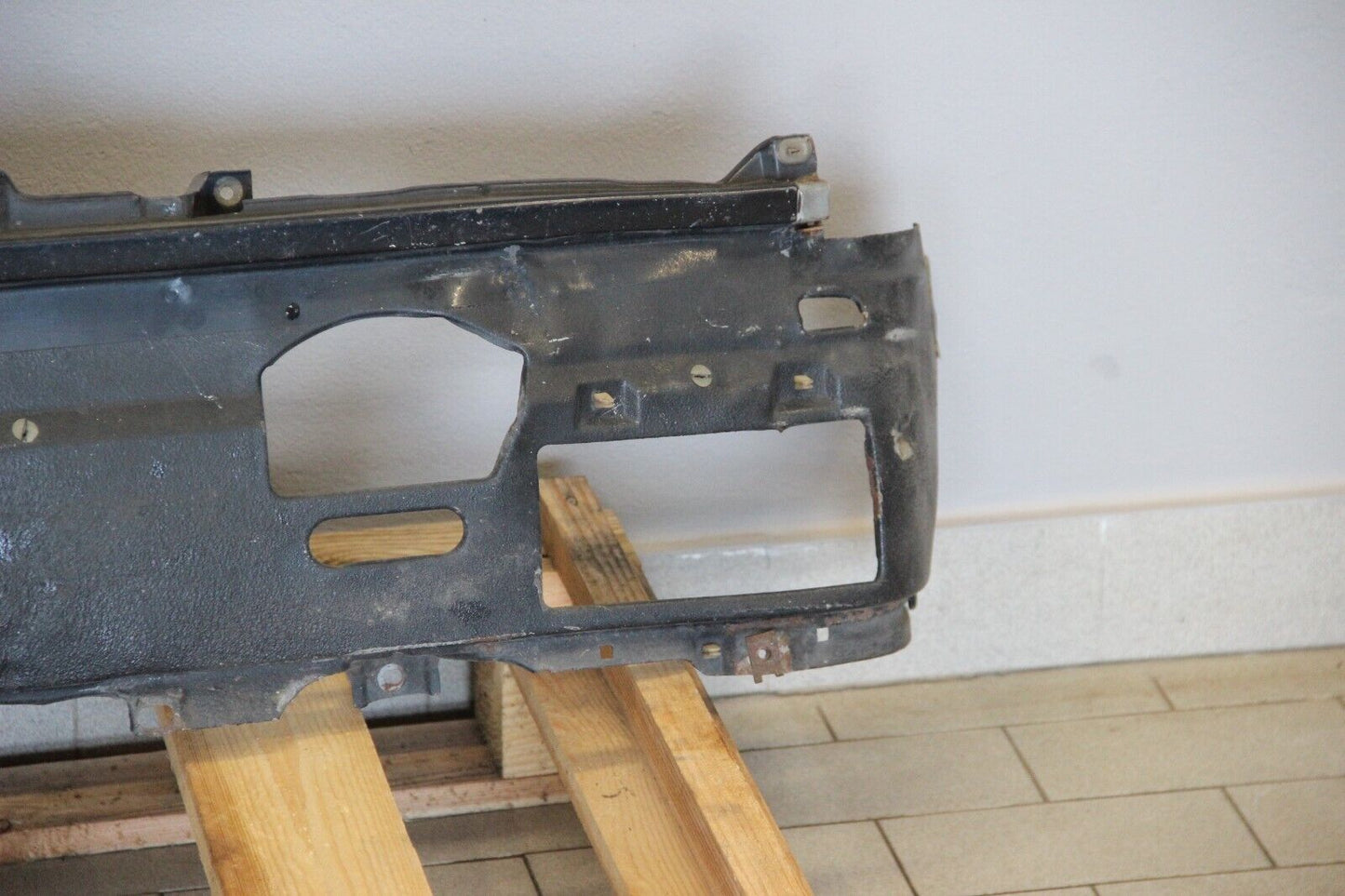 Original BMW E30 84-86 Frontblech Frontschürze VFL Diamantschwarz 3er