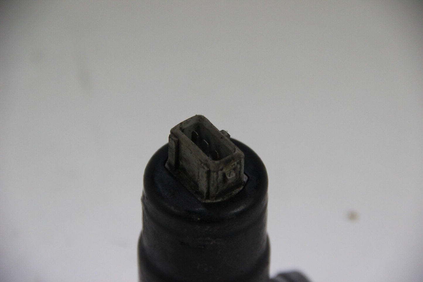 Original BMW E30 E34 E36 525i 325i 320i 520i M20 M50 Leerlaufregler 0280140524
