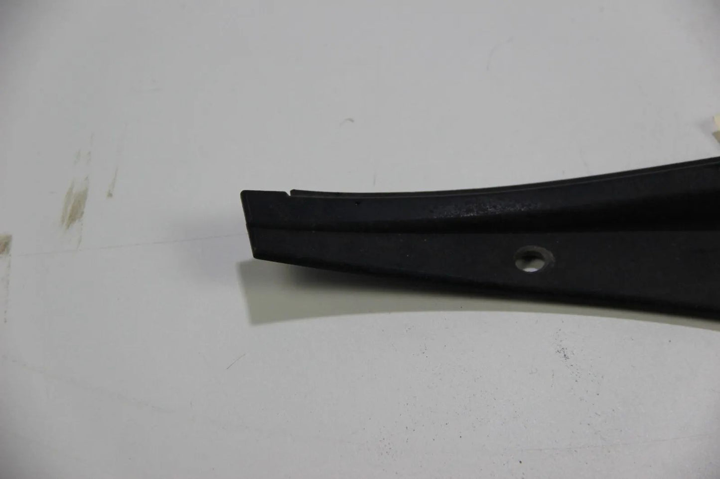 Original BMW E30 M3 S14 Radhaus Abdeckung Stoßstange hinten links Halterung 3er