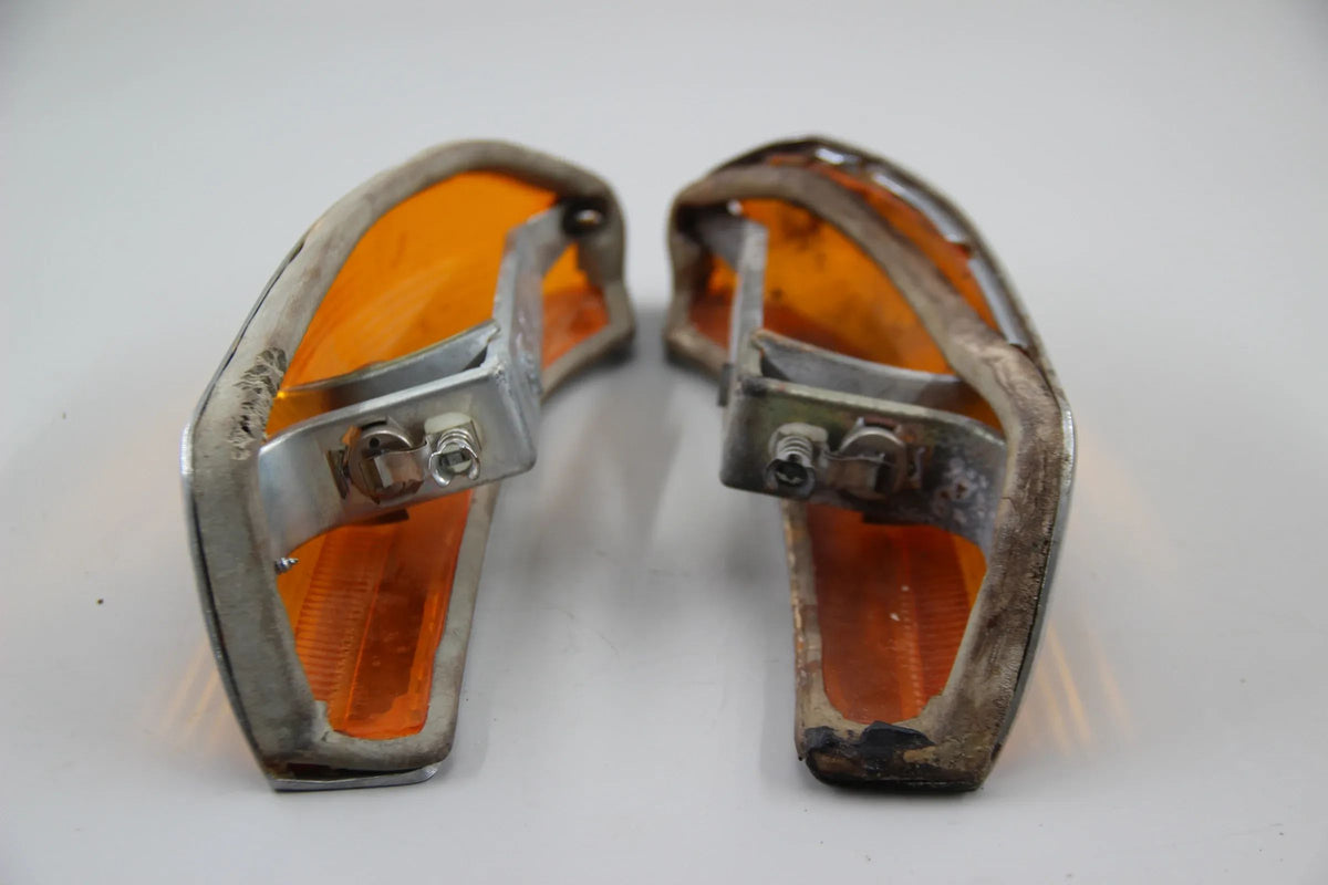 Orig BMW NK 1500 1600 1800 2000 ti Blinker rechts + links 63131350976 1350975