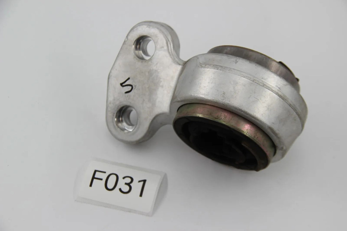 Original BMW E46 E85 E86 Satz Halter mit Gummilager D=66MM NOS 31126757623