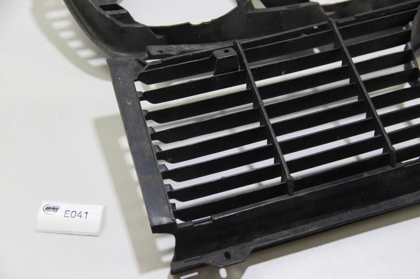 Original BMW E12 5er Zierleiste Scheinwerfer Rahmen Grille paar 1817569 1817570