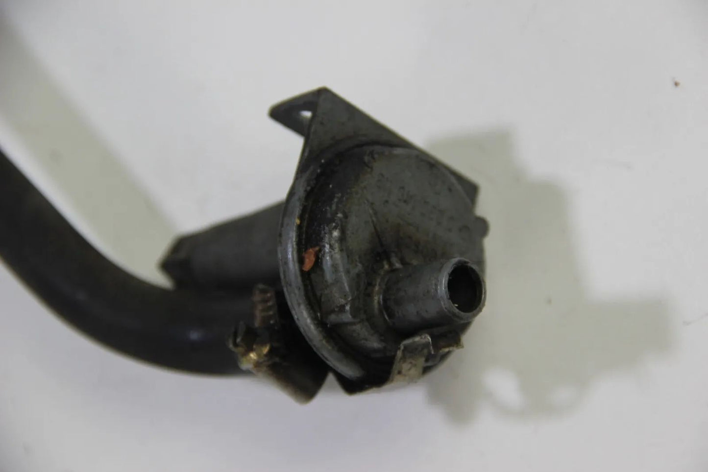 Original BMW E10 NK E21 M10 Wasseranschluss 1225159 Wasser Flansch Zylinderkopf