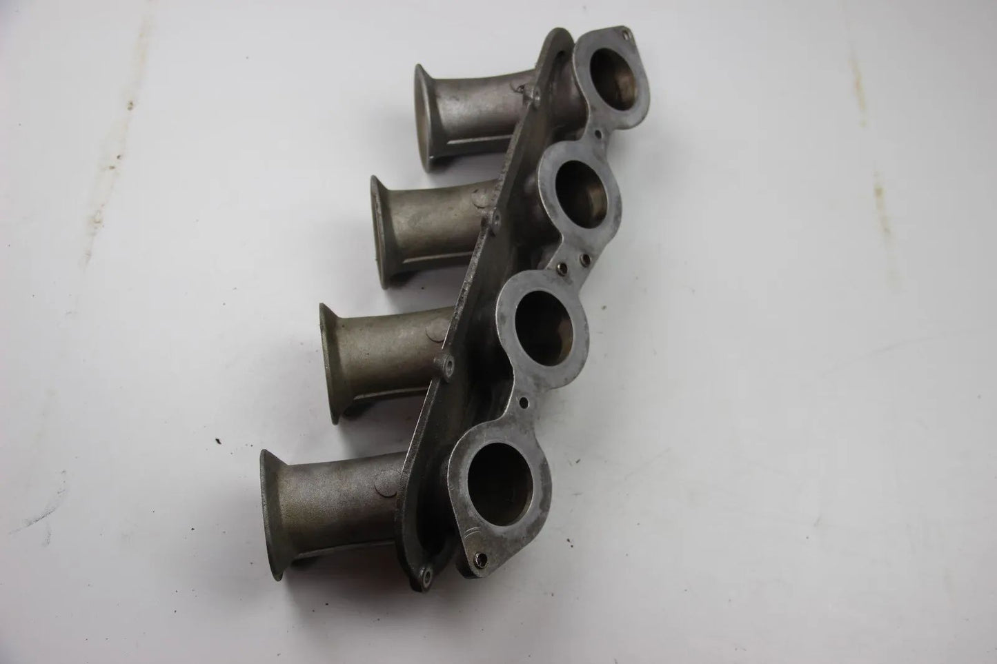 BMW E30 M3 Ansaugtrichter Trompeten 46mm 13082999