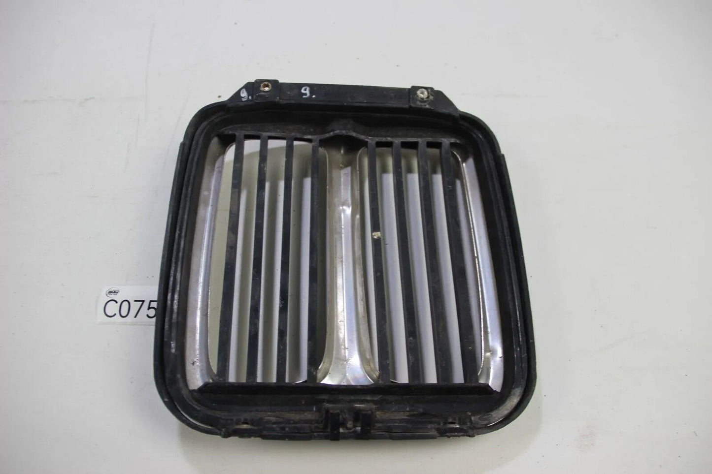 Original BMW E12 518i-535i M535i Niere Kühlergrill Kidneygrille 5er 1848104