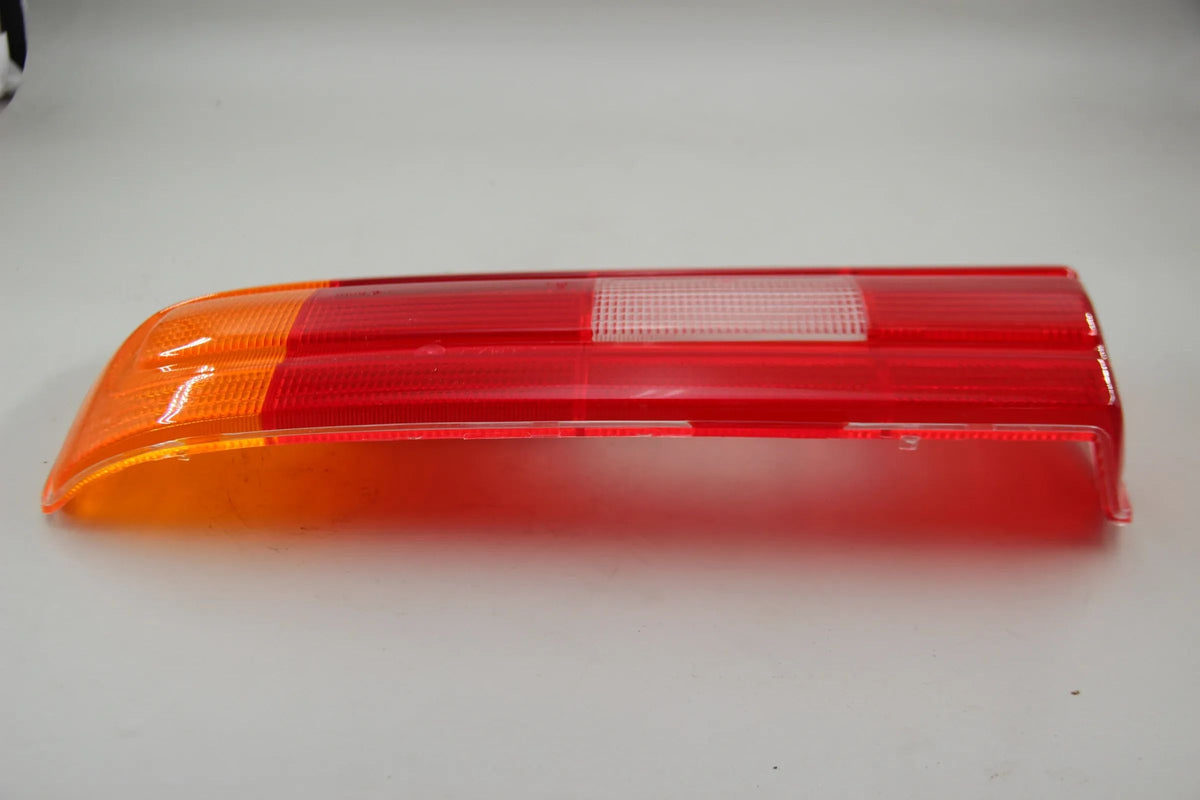 Original BMW E12 518-528 518i-535i Limousine Lichtscheibe rechts 63211368204