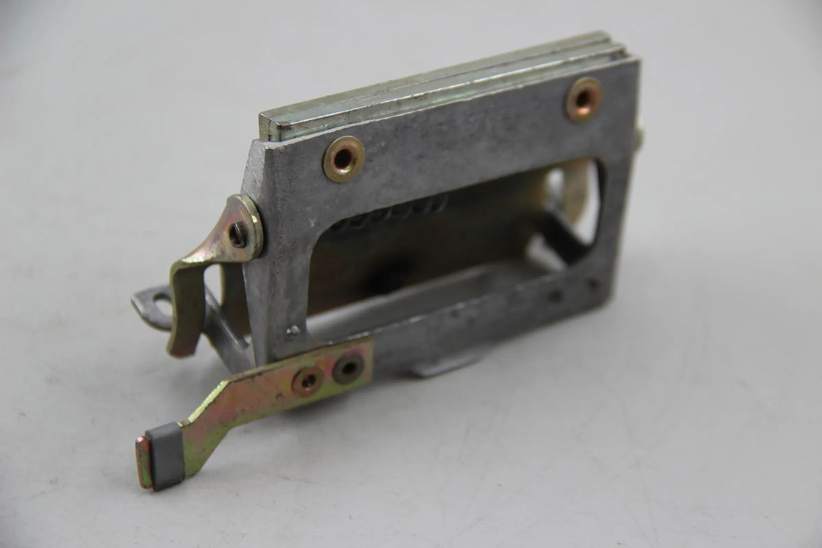 Original BMW Grundplatte Klappgriff links NOS 51211808805