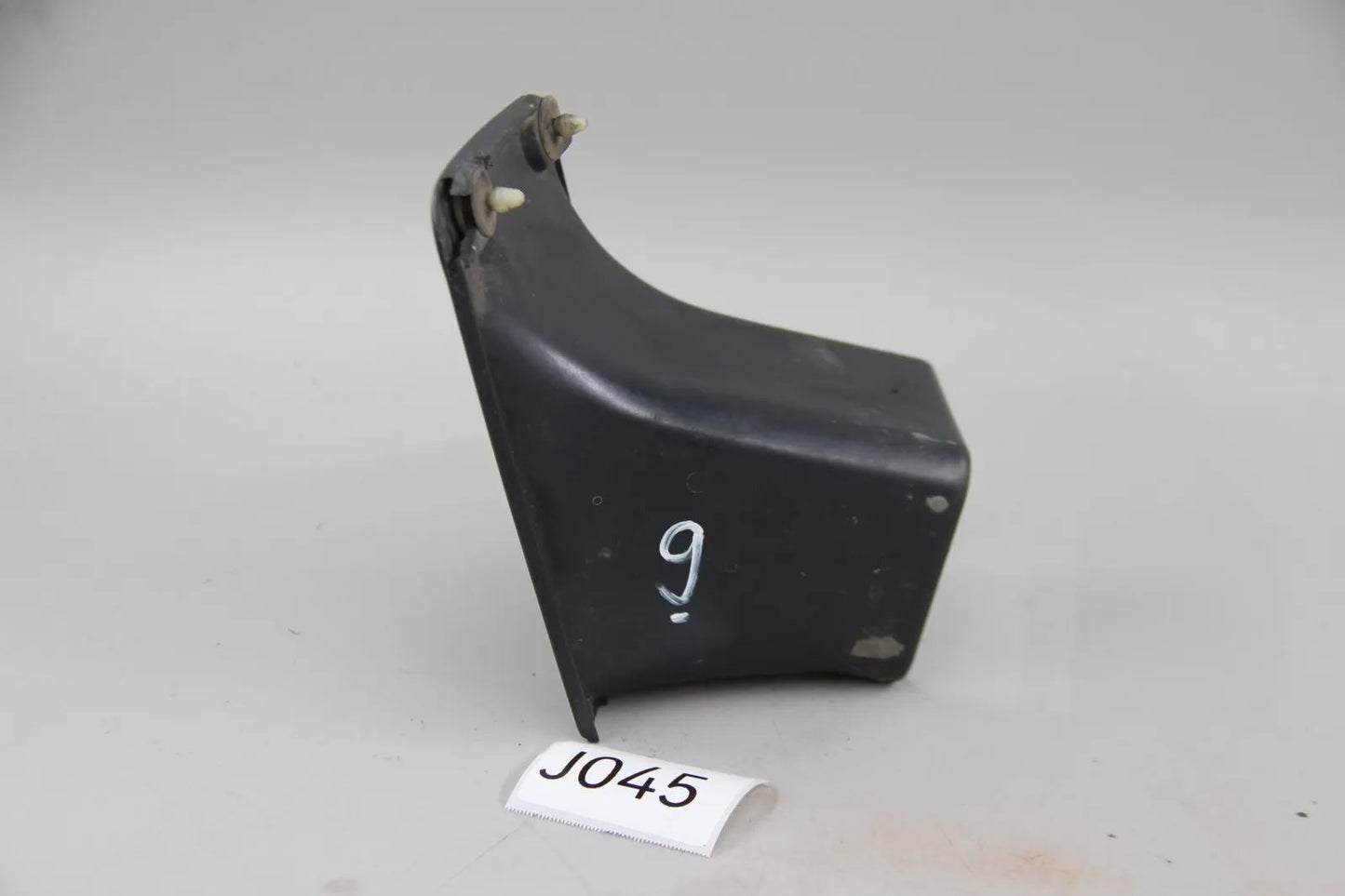 Original BMW E30 Lufteinlass Einlass Frontblech rechts vorn/front schwarz