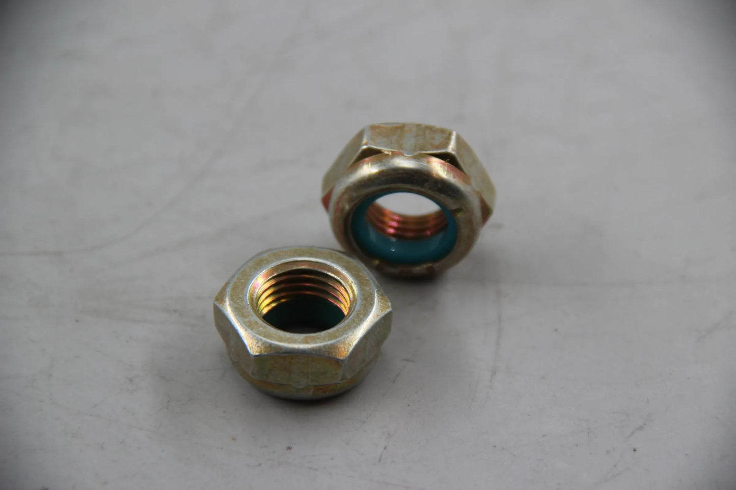 Orig. BMW E30 E28 E34 E24 2x Sechskantmutter selbstsichernd M14X1,5 31121131609