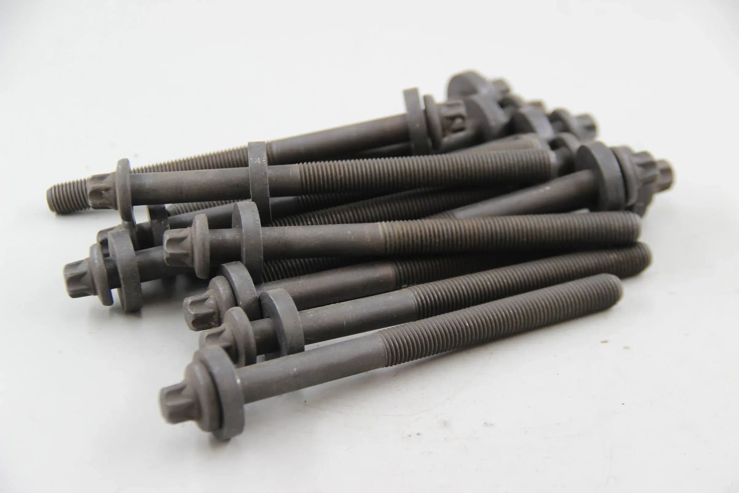 Original BMW E36 E46 E34 E39 E60 14x Torxschraube M12X1,5X147 11122243255