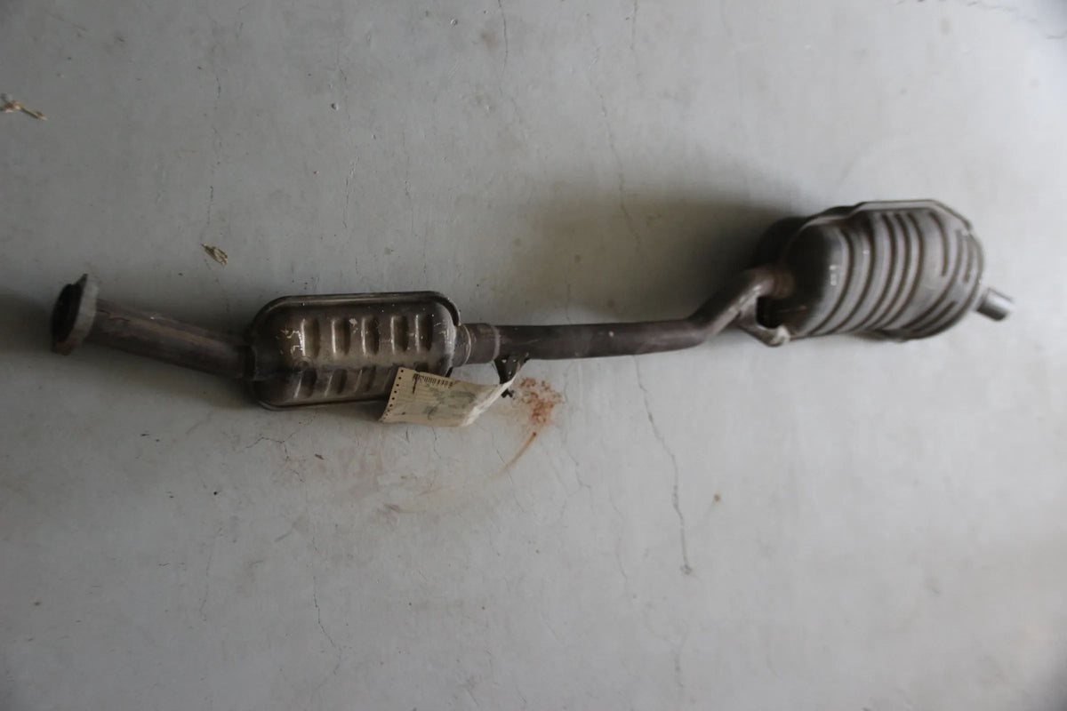 Original BMW E36 318is Endschalldämpfer Vorschalldämpfer 1742265