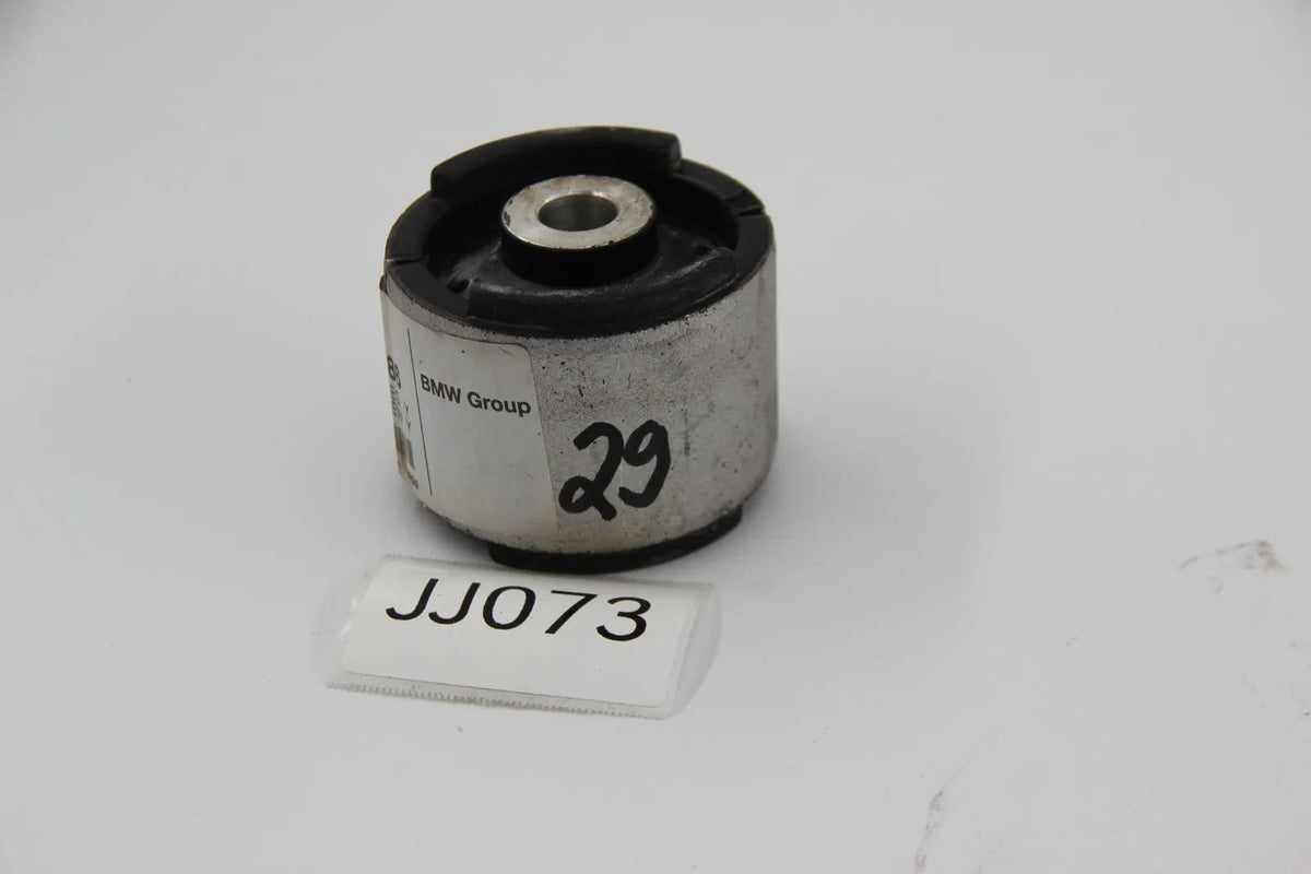 Original BMW E36 M3 S50 E46 330i/xd/xi Gummilager Hinterachsträger 33326770786