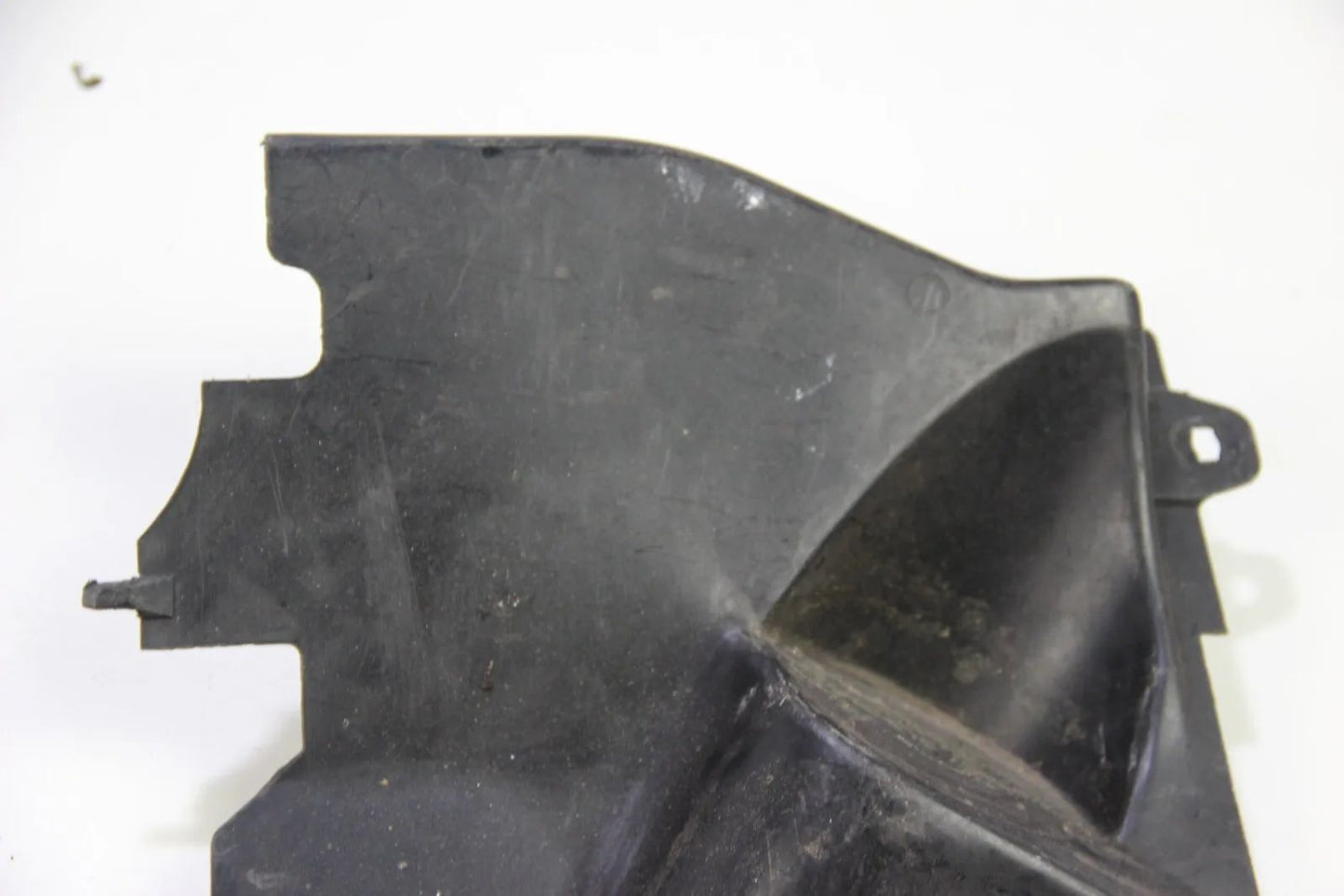 Original BMW E30 Scheinwerferabdeckung Motorraum Abdeckung Rechts 51711965252