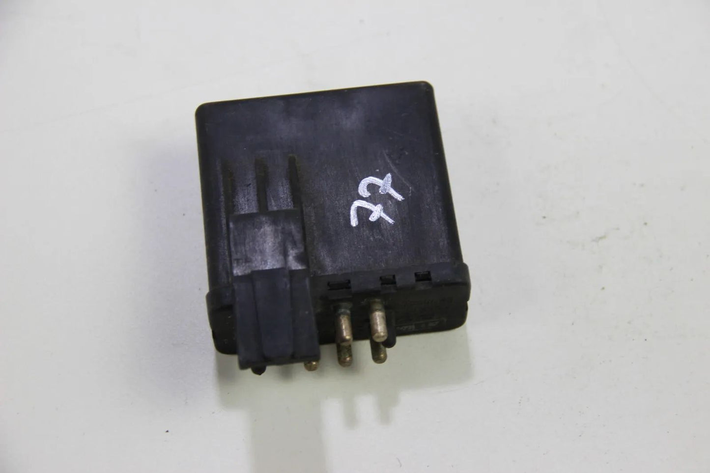 Original BMW E30 Vorglührelais Impulsformer Relay Teilenr.: 2241241