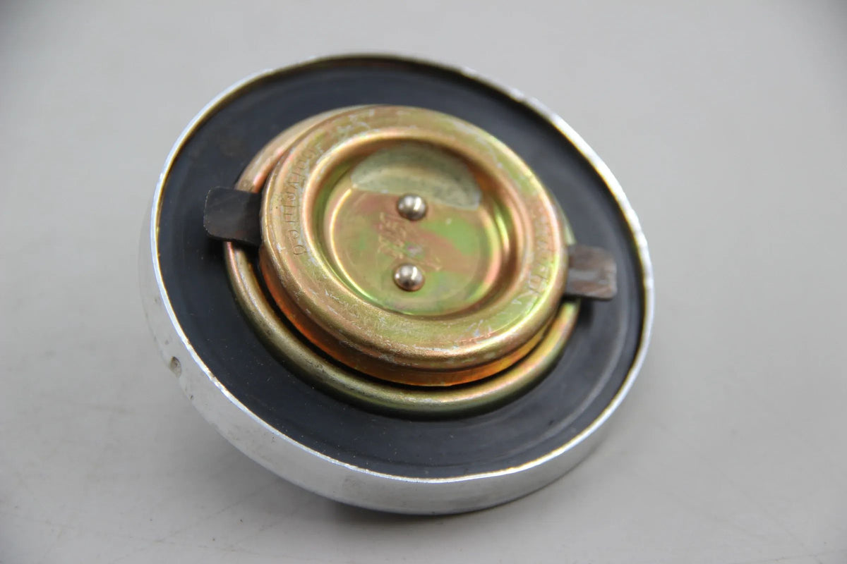 Original BMW E10 NK 16002 1802 2002 ti tii Tankverschluss chrom 16111103603