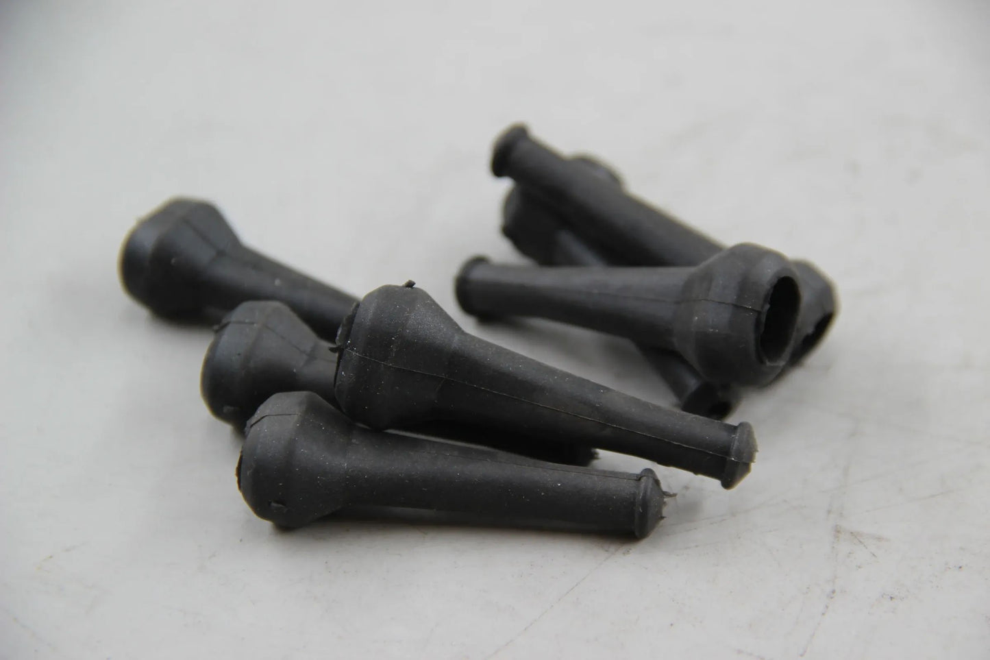 Original BMW E3 E30 E36 E12 E34 E24 E23 E31 7x Schutzkappe L=12,5MM 61131358330