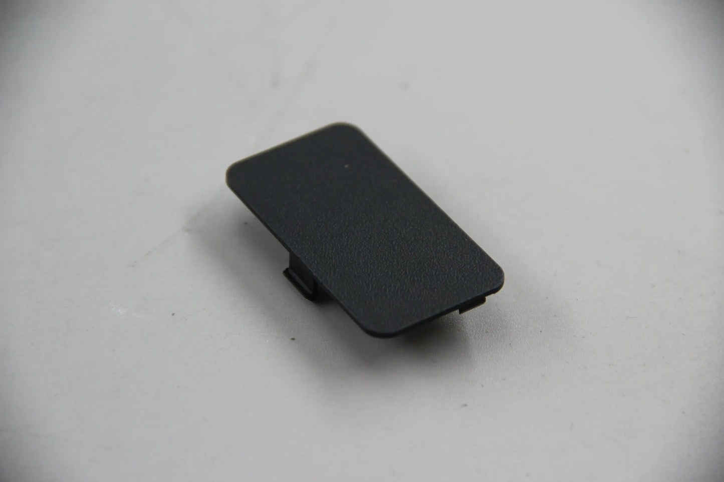 Original BMW E30 316i-325i M3 E28 E24 E32 E38 Z1 Blindverschluss 64111368498