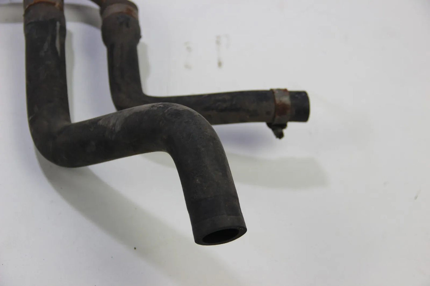 Original BMW E9 3.0 CSI CSL E3 3.0Si Rücklaufleitung Kühlwasser 12531261156