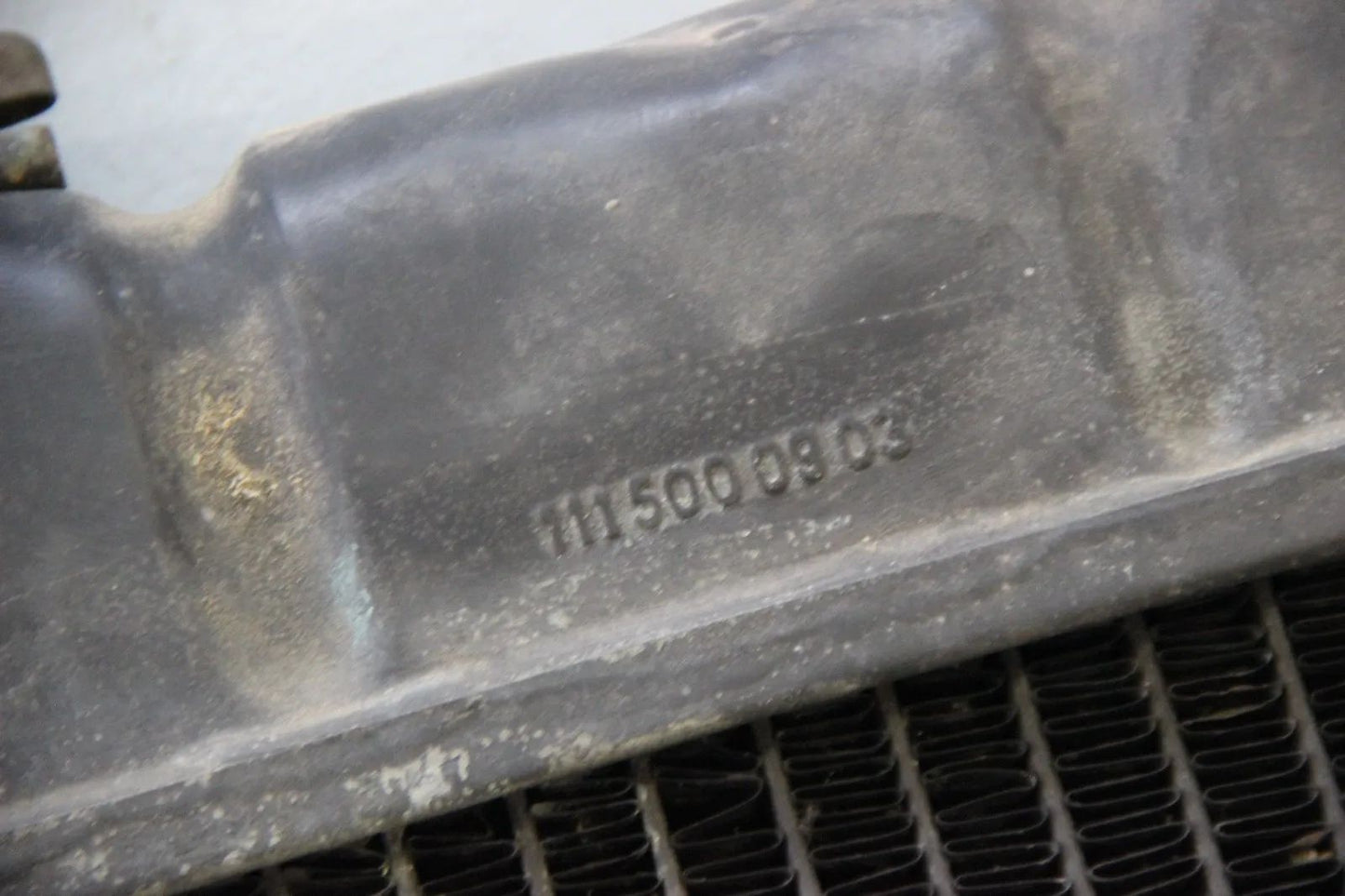 Original Mercedes W111 Coupe Cabrio Wasserkühler Kühler Behr 1115000903