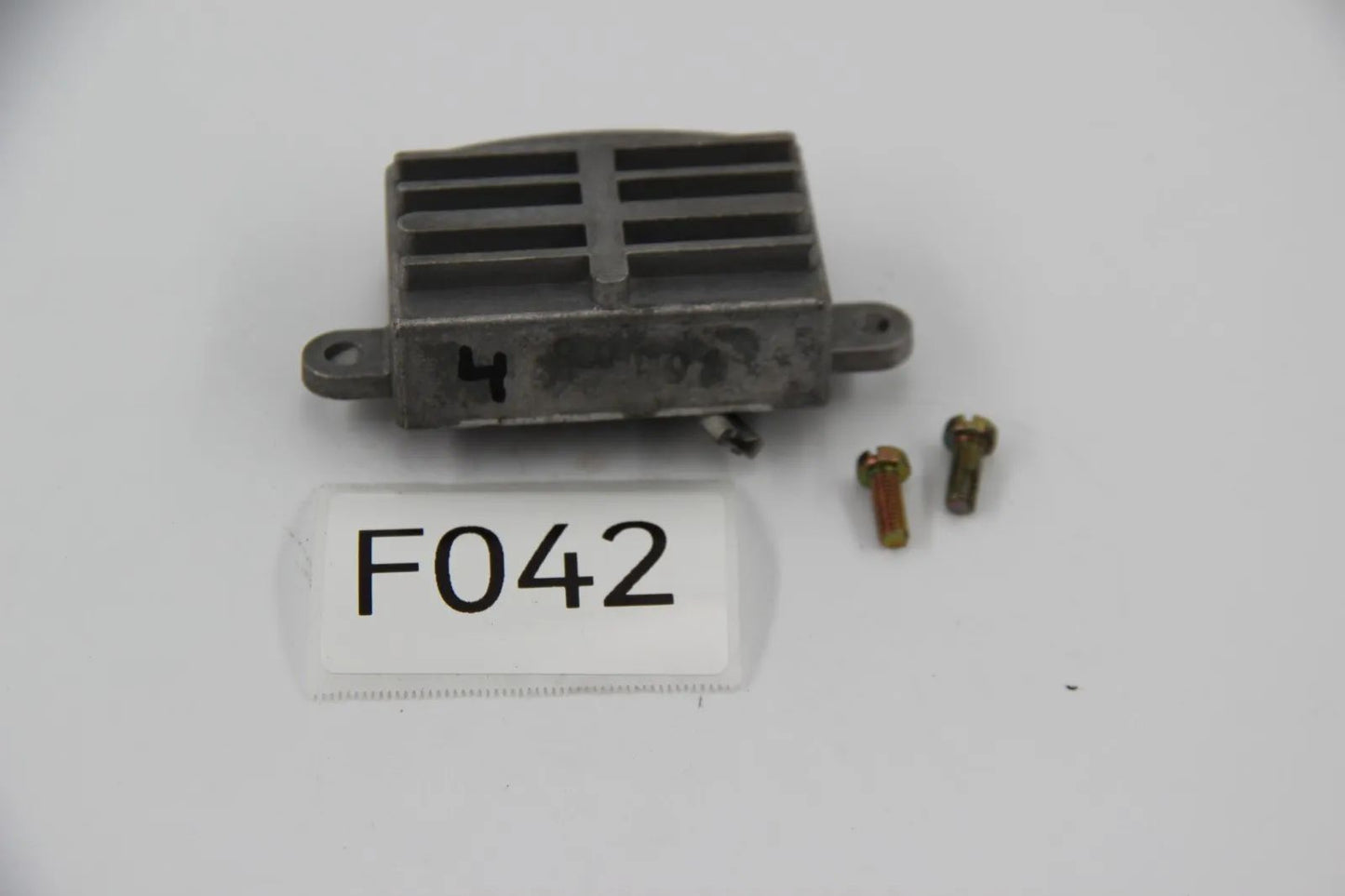 Original BMW E21 320 M20 E30 316 M10 E28 518 M10 Regler Motorola NOS 12311707245