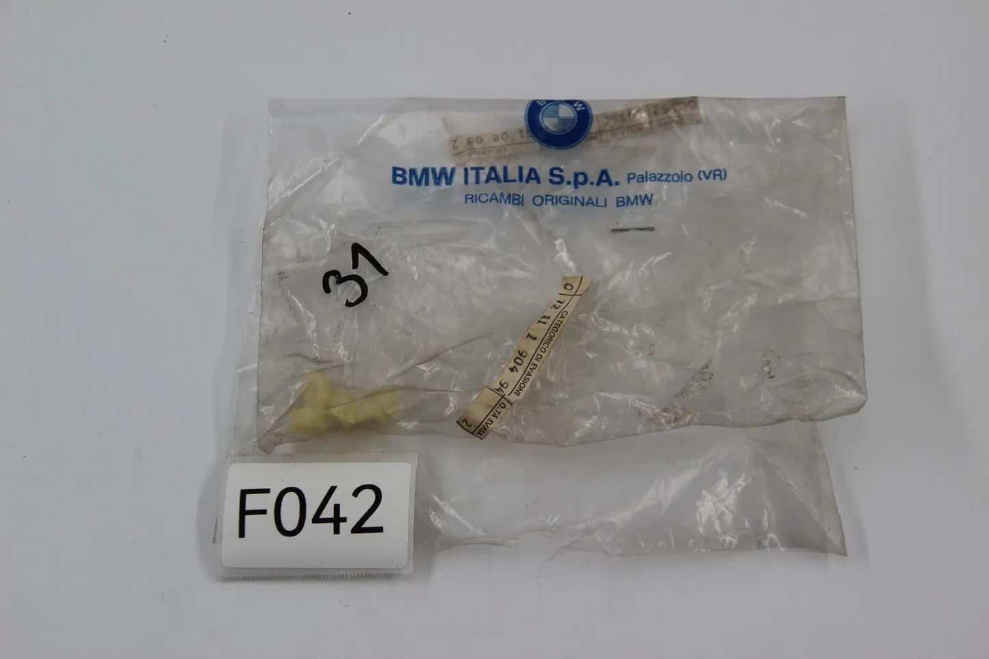 Original BMW E32 E34 Klammer Türschloss 2 Stück 72111904948