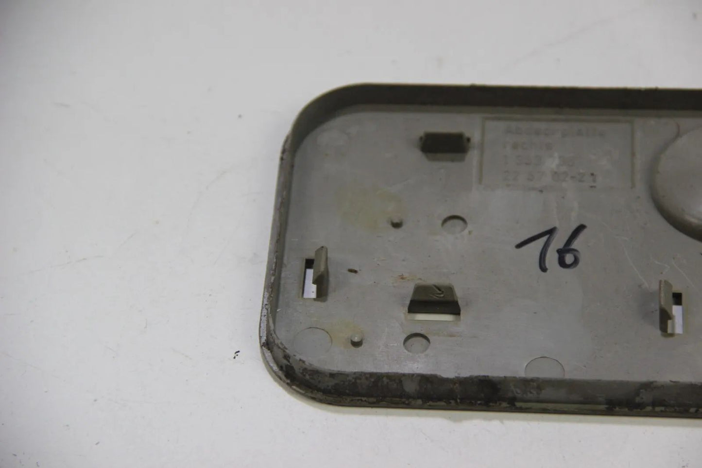 Original BMW E3 2500 2800 3.0 si Bavaria Abdeckplatte Rechts Abdeckung 1353736