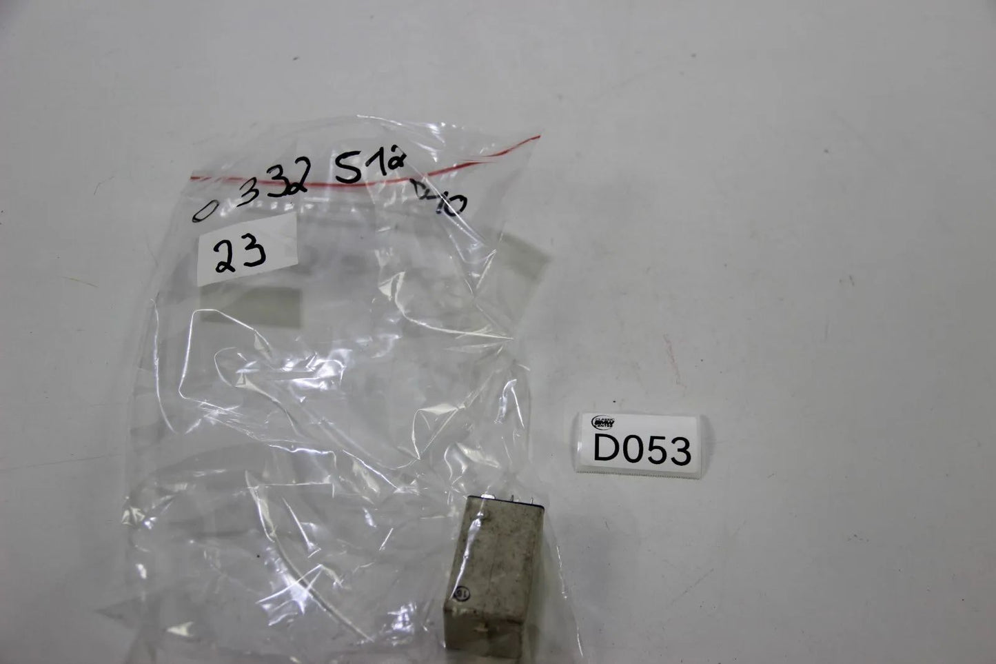 Original Bosch E36 Relais Steuergerät Kontrollmodul Einheit weiß 0332512010