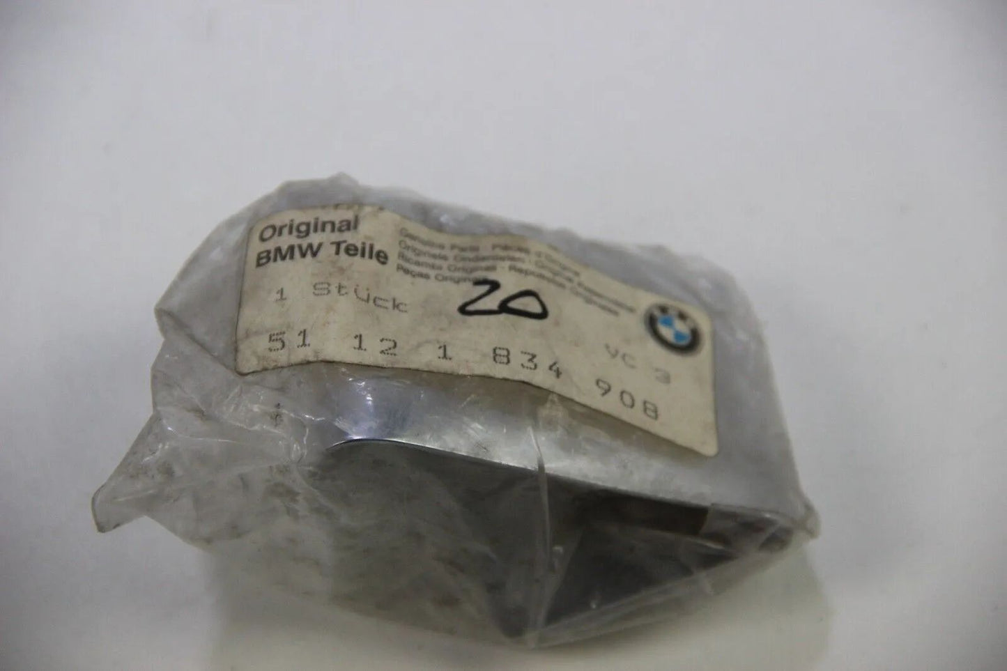 NEU Original BMW E21 316 318 318i 320 320i 323i Blende rechts 51121834908