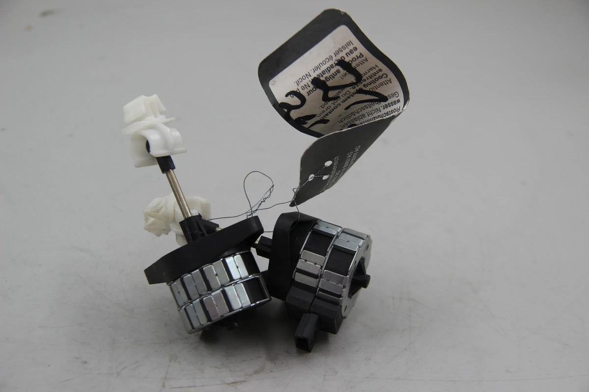 Original BMW E46 316i-330i E39 E85 E86 2x Leuchtweitenversteller 67168372381