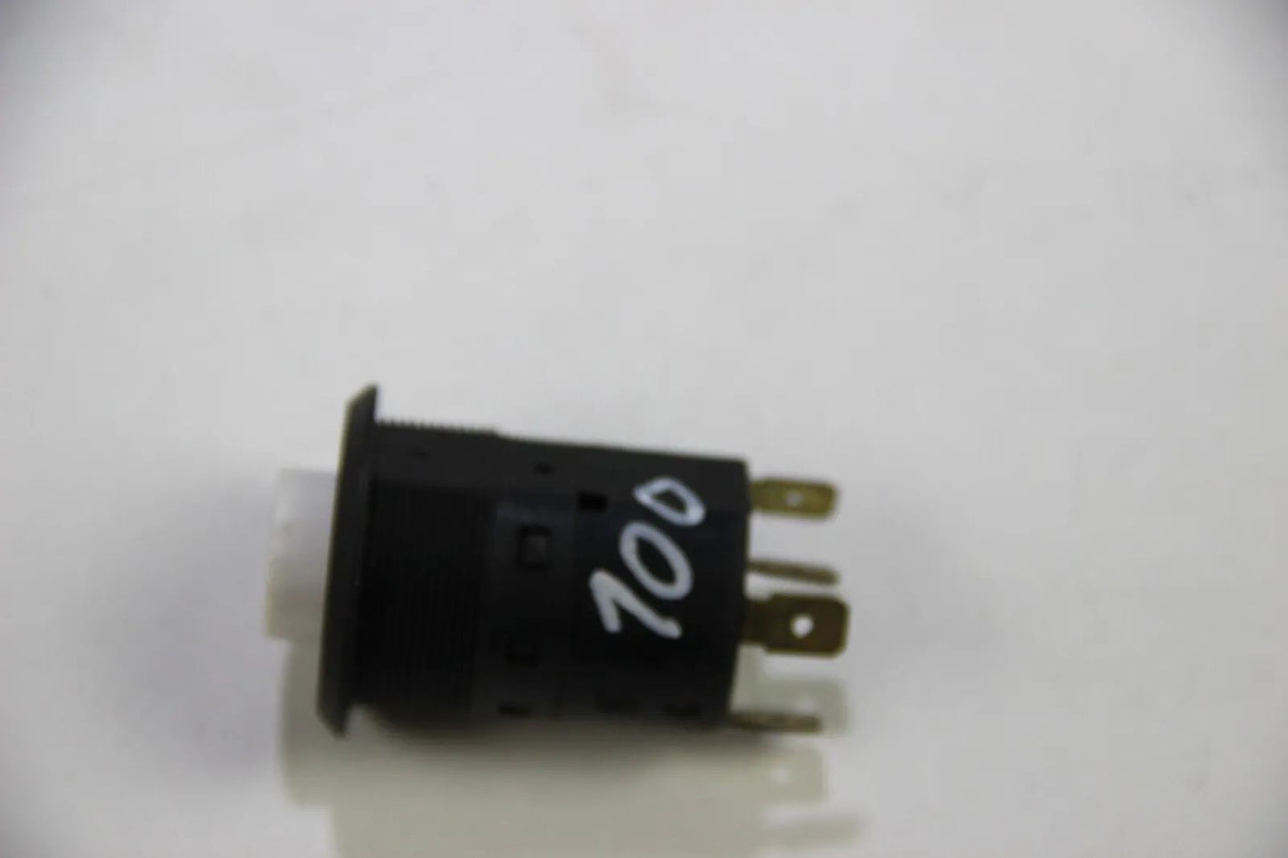 Original BMW E9 2.5 2.8 3.0 cs csi csl Schalter Switch weiß Klima AC