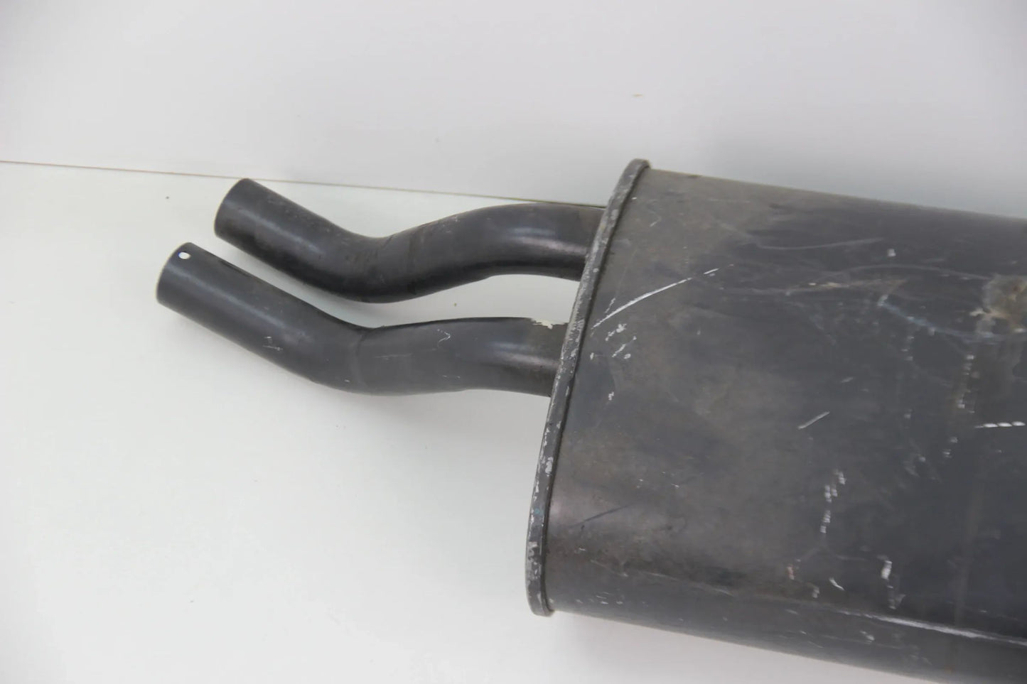 Original BMW E30 323i M20 Nachschalldämpfer 18121177936