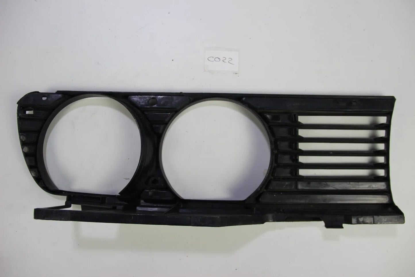Original BMW E30 Scheinwerfer Umrandung Rechts Ziergitter Grill 1876092 3er