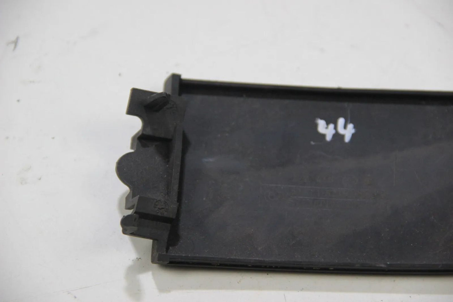 Original BMW E39 520d 520i - 540i Nebelscheinwerfer Abdeckung Rechts 51118235670